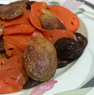 Carrot fried sausage