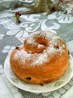 Red cranberry bread