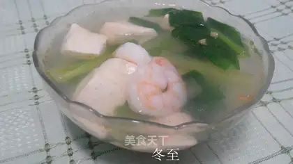 Shrimp tofu soup