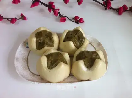 Tea cross buns