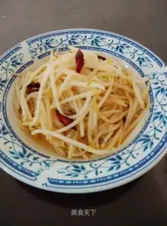 Green bean sprouts