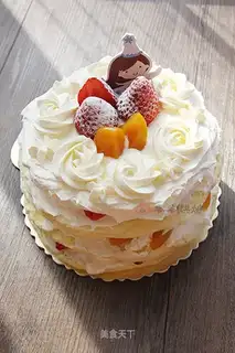 Peach strawberry naked cake
