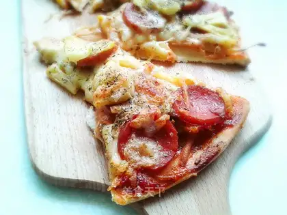 Hawaiian Pizza