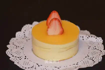 Yogurt mango mousse