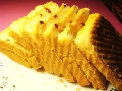raisin whole-wheat toast