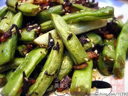 stir-fried green beans with olive vegetables and pork floss