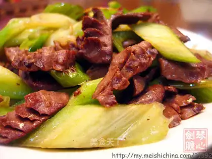 stir-fried pork loin with celery