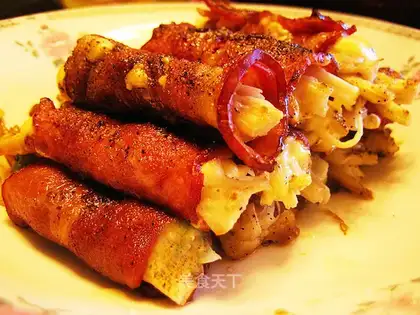 Cheese mushroom bacon roll