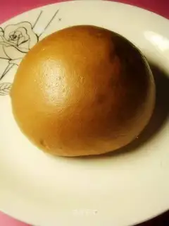 Black tea steamed buns