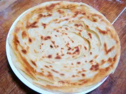 Thousand layer onion cake