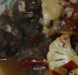 Dry roasted sea cucumber