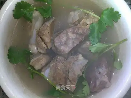 Pig Lung Tube Bone Soup