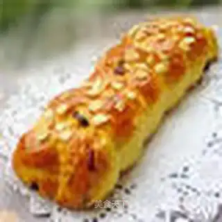 Cranberry and almond braid bun