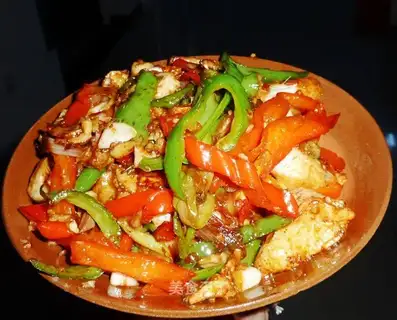 Fried fish with double pepper and green onion