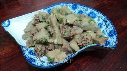 Braised duck with taro