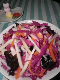 Three shredded black fungus salad