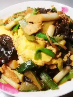 stir-fried eggs and shredded pork