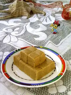 Sesame pastry