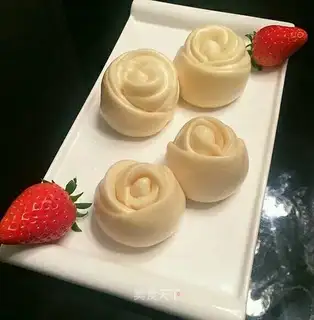 Rose rolls