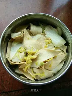 The dolls are dry tofu