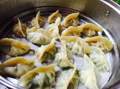 Porridge pork dumplings