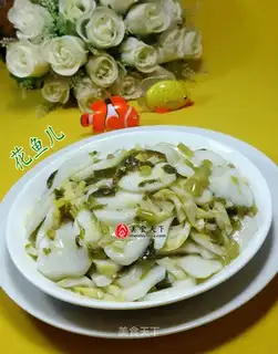 Snow pickles are hot