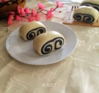 Double-coloured buns