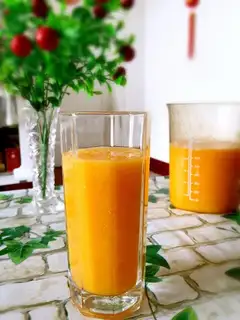 Orange mango juice