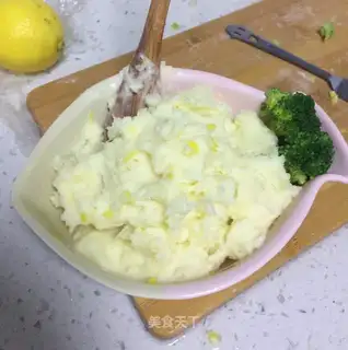 Lemon mashed potatoes