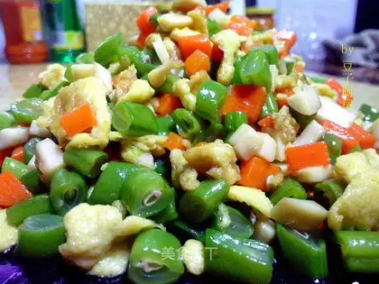 Bean-fruit mushrooms