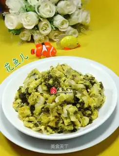 Snow pickles with hot fried eggs
