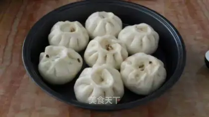 Pork cabbage buns