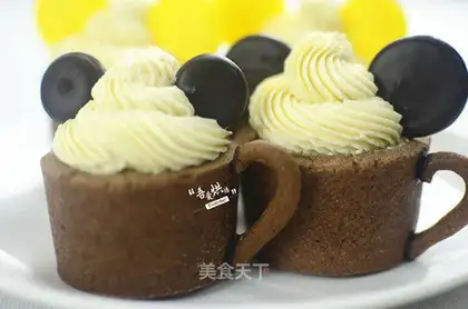 Mickey Cupcake