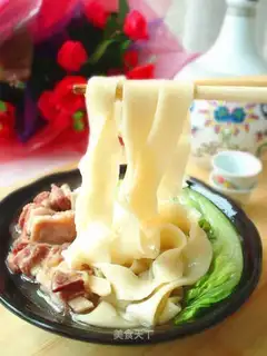 Lamb noodles