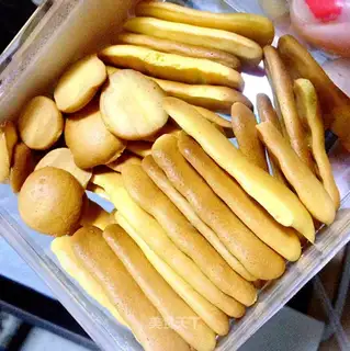 Baby's health finger crackers