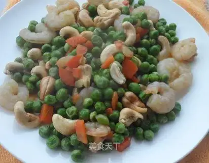Peas, shrimp, cashew