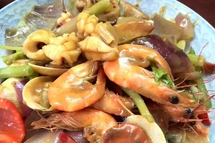 Coconut curry seafood