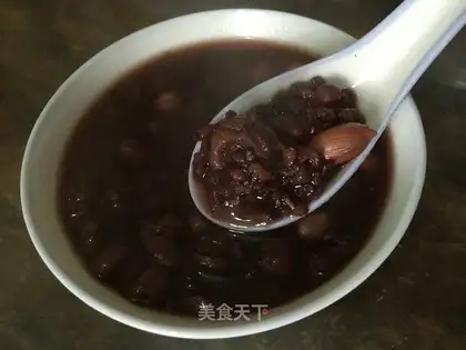Black rice, red bean date congee
