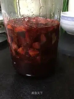 Homemade strawberry sauce