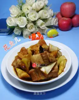 Thunder burns five flowers