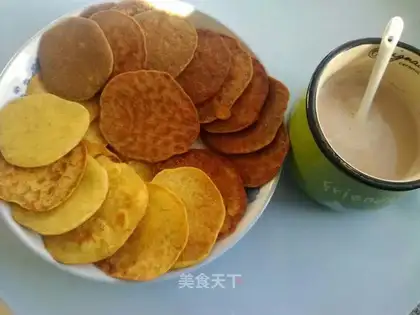 Corn pasta banana cream omelet