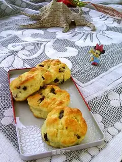 Cranberry English teacake