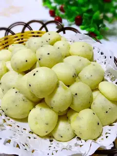 Sesame potatoes