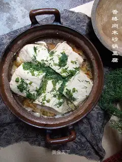 Scrambled meat and tofu