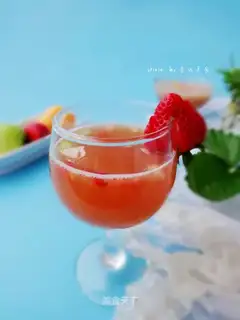 Strawberry juice