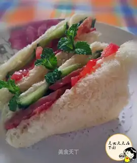 Caesar's sandwich