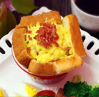 Bacon mashed toast