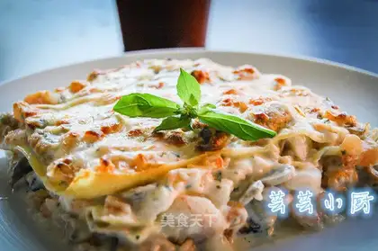 Italian seafood lasagna