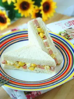 Corn salad sandwich