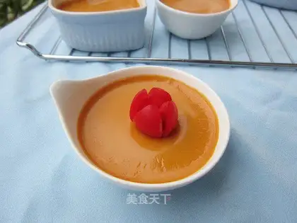 Caramel lactose pudding